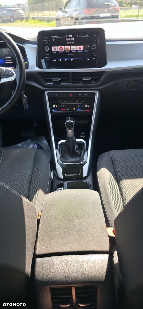 Volkswagen T-Roc - 22