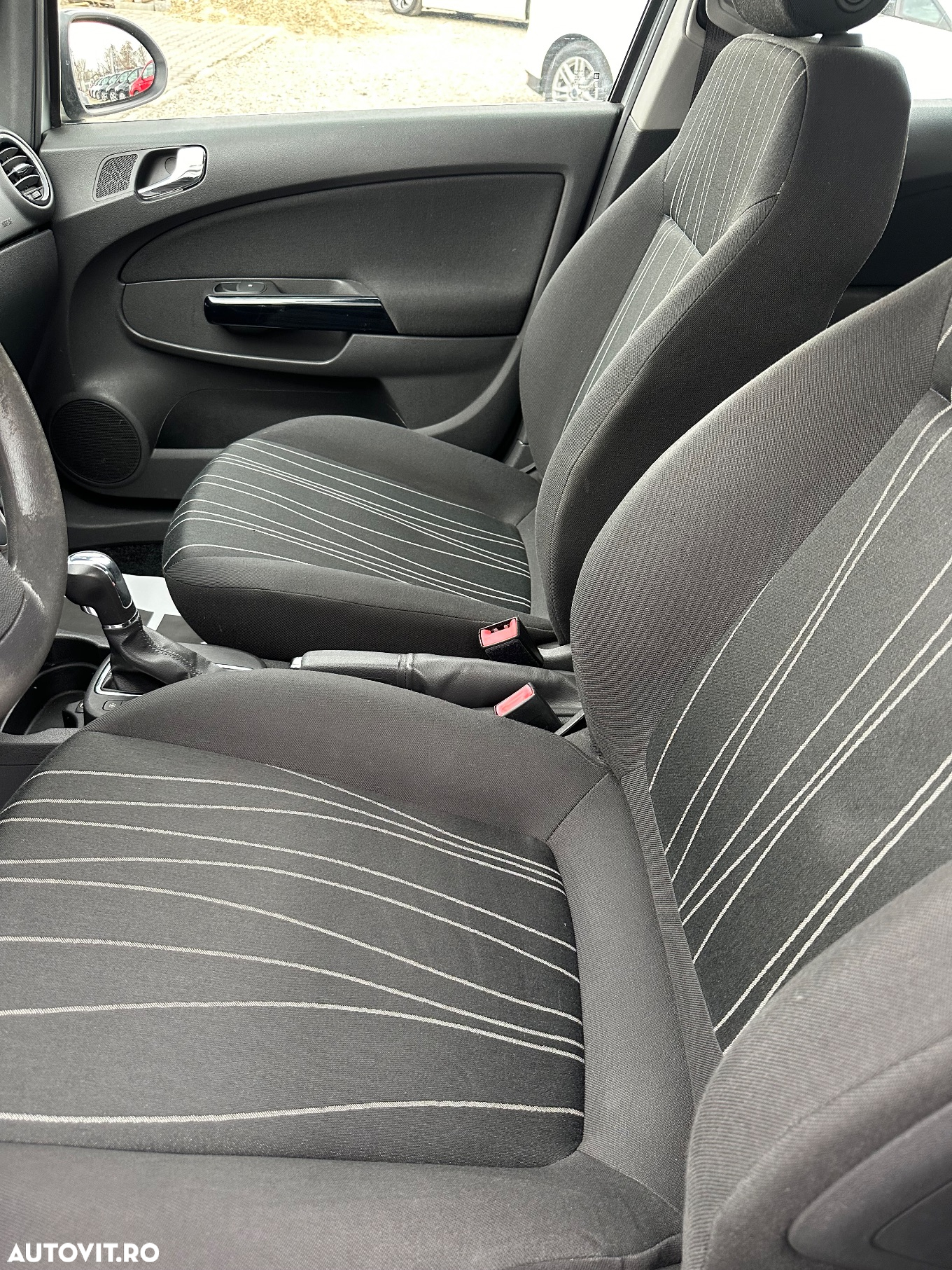 Opel Corsa 1.4 Automatik drive - 13