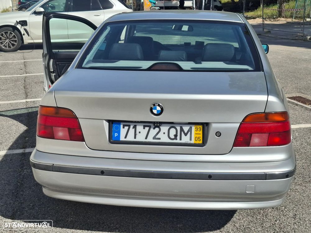 BMW 528 iA - 4