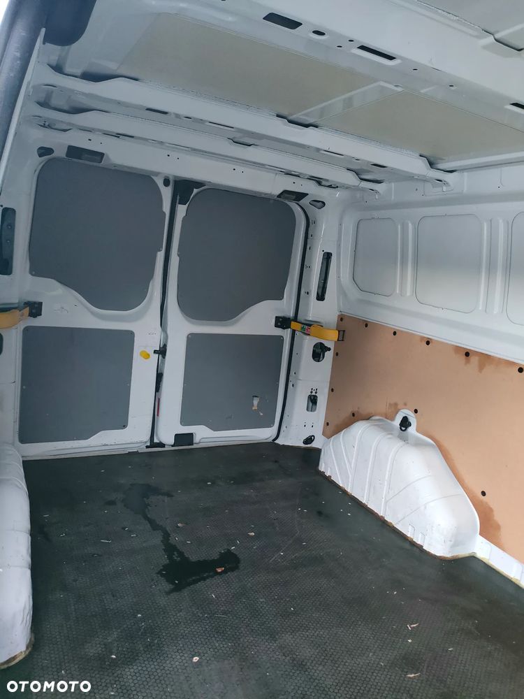 Ford TRANSIT CUSTO 2021 2,0 TDCI 130KM L2H1 LONG EURO6 BRUTTO VAT 23% - 22