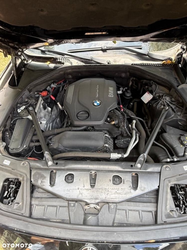 BMW Seria 5 520d - 15