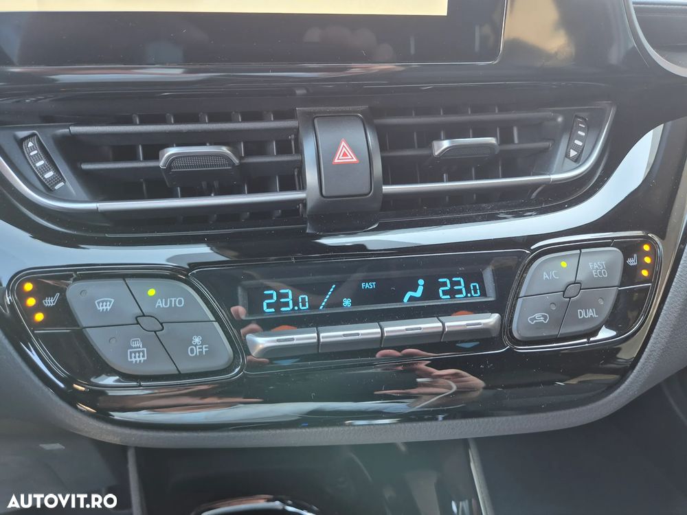Toyota C-HR 2.0 HSD 184 CP 4x2 CVT Style - 22