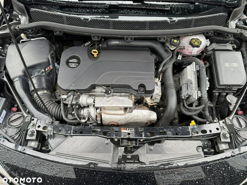 Opel Astra 1.4 T Dynamic - 30