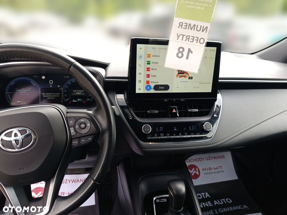 Toyota Corolla 1.8 Hybrid Comfort - 32