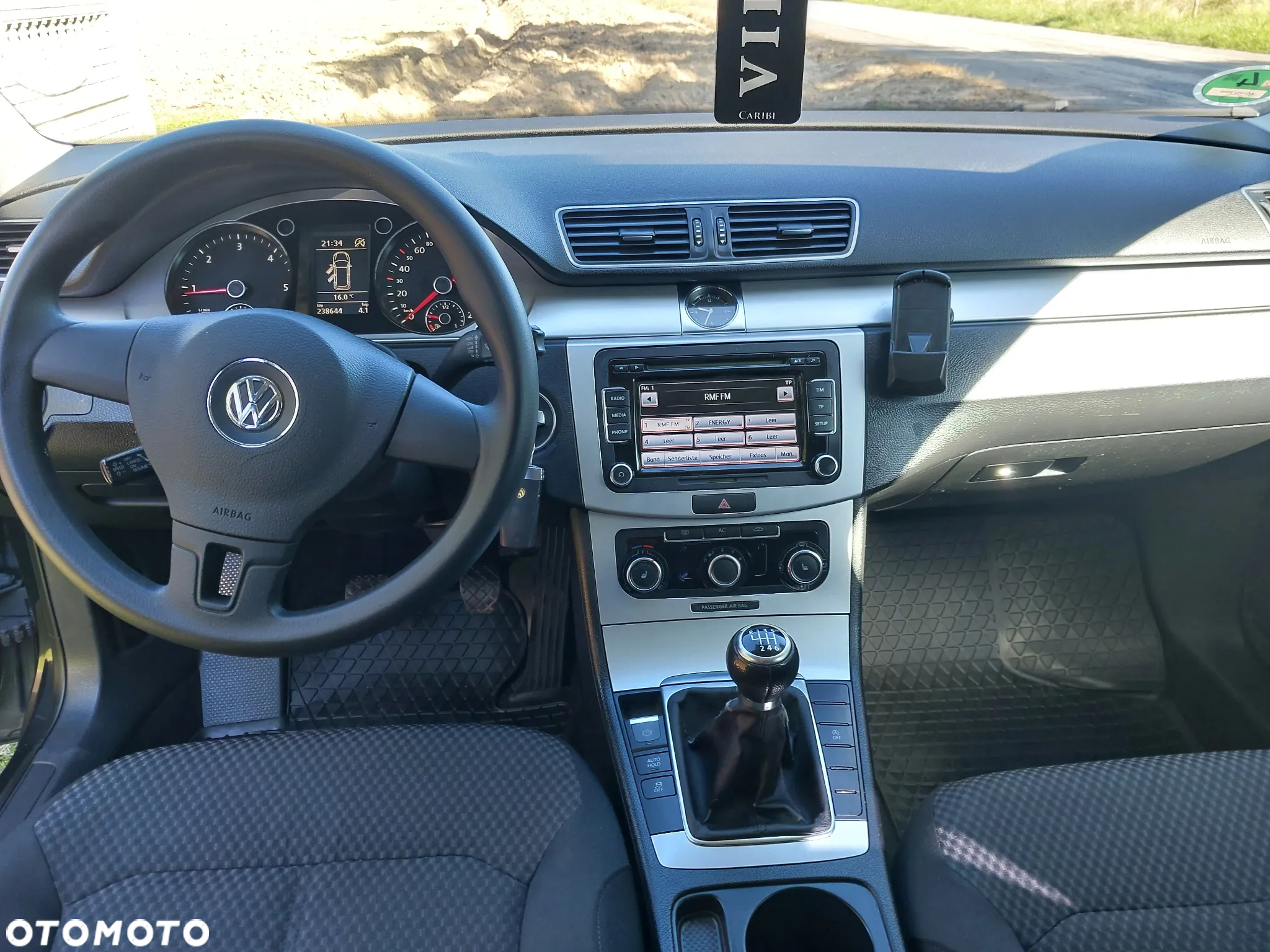 Volkswagen Passat 2.0 TDI Trendline - 11