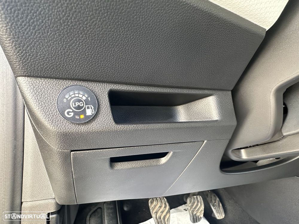 Renault Clio 1.0 TCe Limited Bi-Fuel - 16