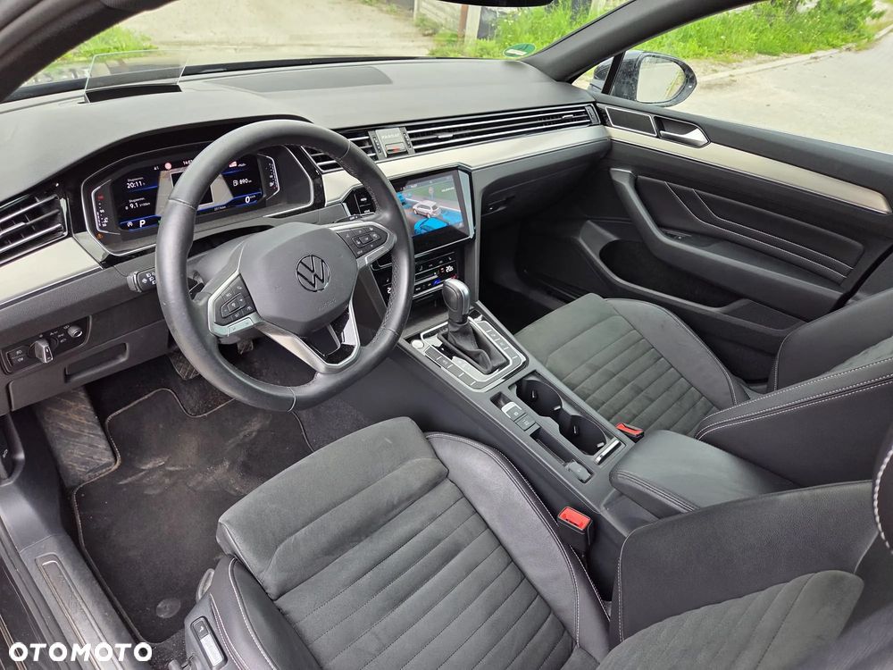 Volkswagen Passat Variant 2.0 TSI OPF DSG Elegance - 13