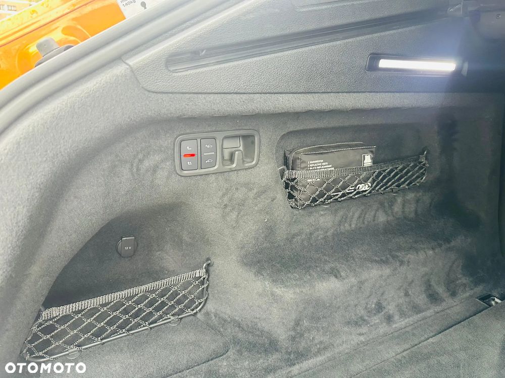 Audi Q8 50 TDI mHEV Quattro Tiptronic - 28