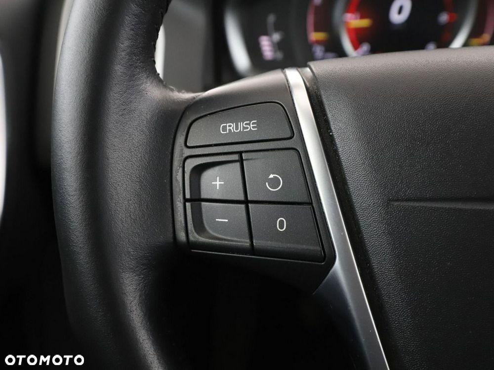 Volvo XC 60 D3 Momentum - 31