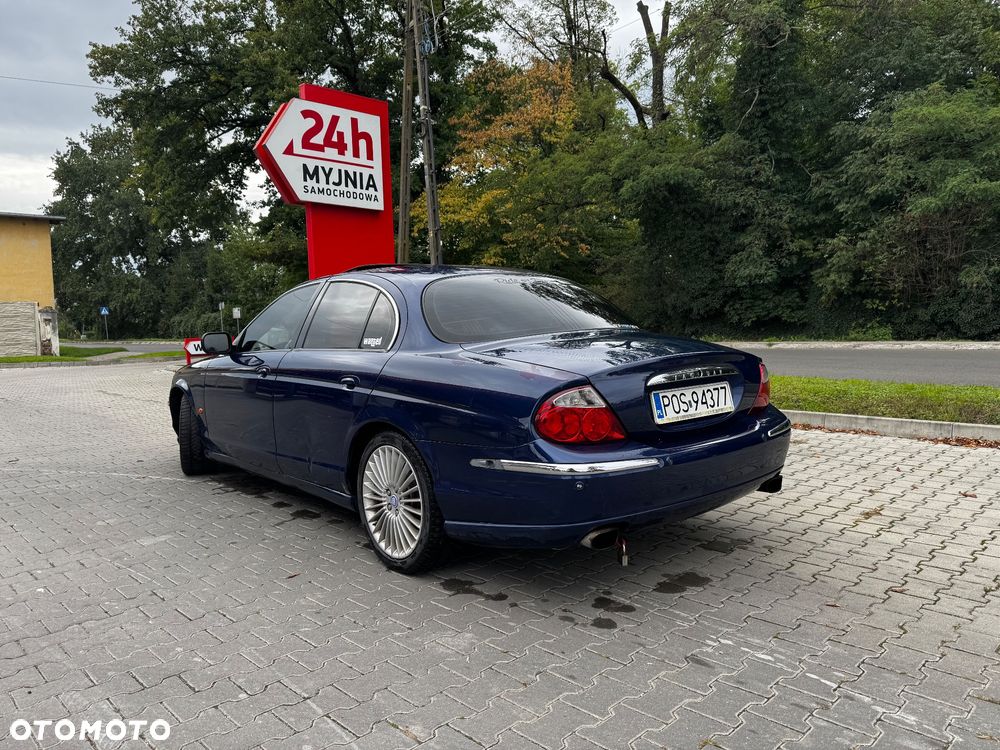 Jaguar S-Type - 6
