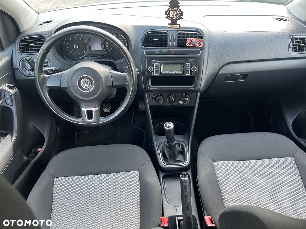 Volkswagen Polo 1.4 16V Trendline - 9