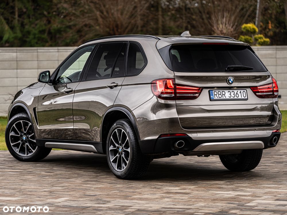 BMW X5 xDrive25d - 23