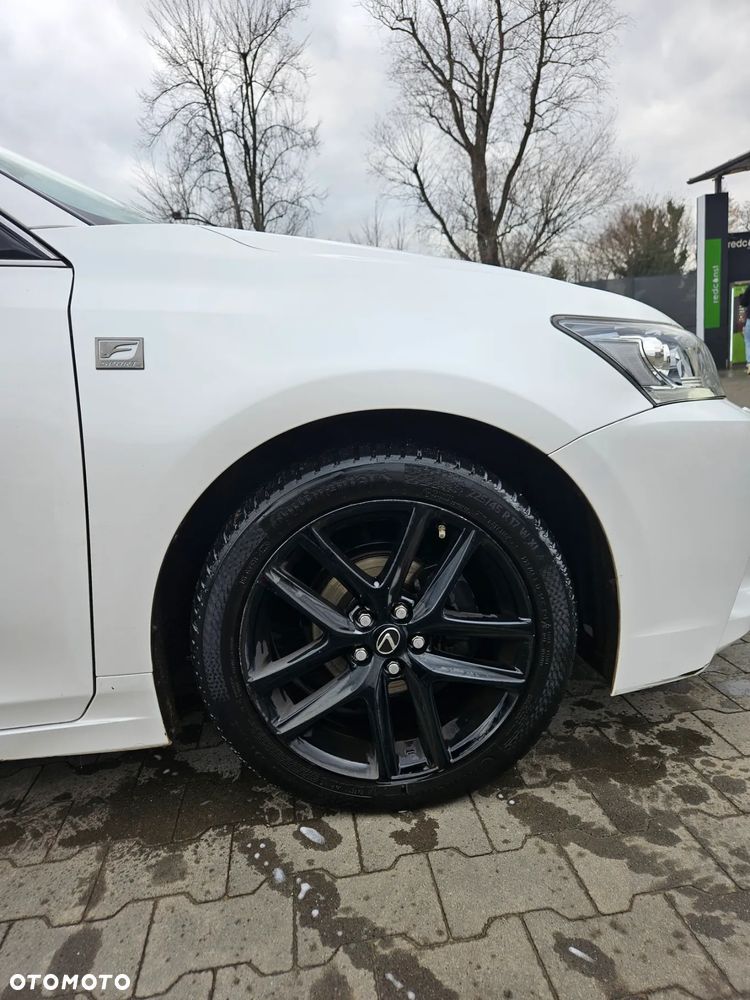 Lexus CT 200h F Sport - 6
