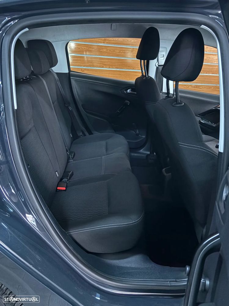Peugeot 208 1.6 BlueHDi Active - 12