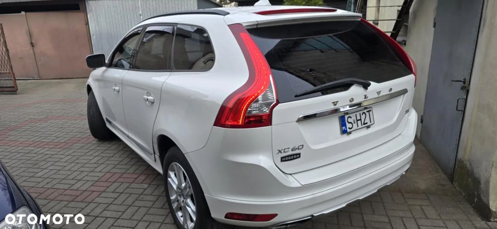 Volvo XC 60 T5 Drive-E Kinetic - 4