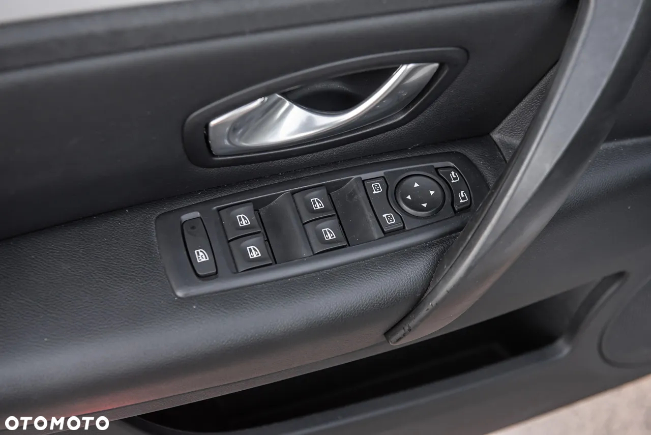 Renault Laguna 2.0 T Bose Edition - 17