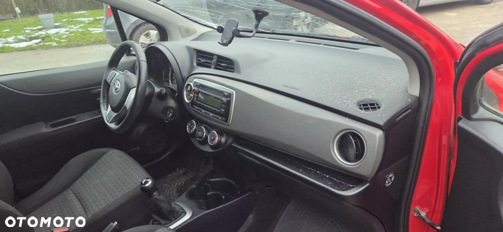 TOYOTA YARIS III radio oryginał fabryczne - 1