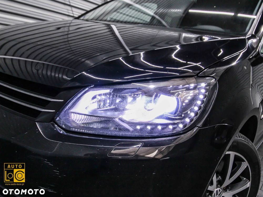 Volkswagen Touran 2.0 TDI Highline - 29