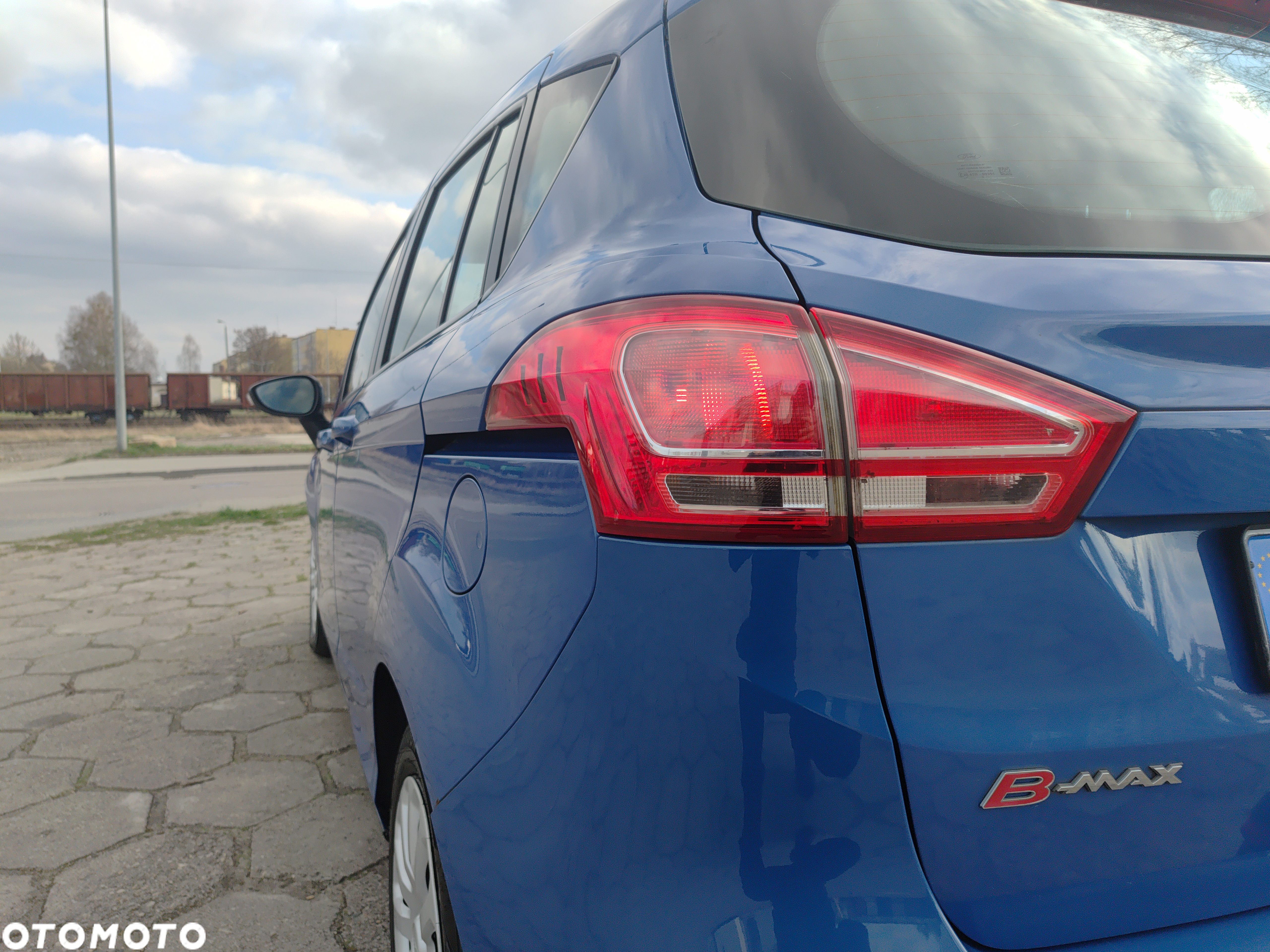 Ford B-MAX - 13