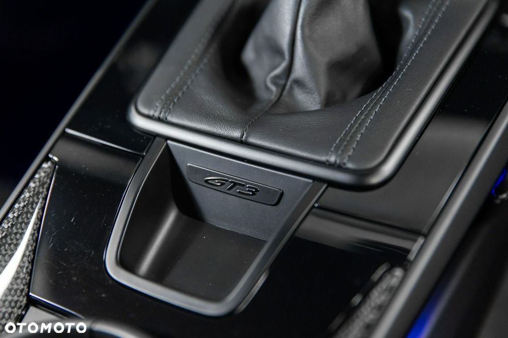 Porsche 911 GT3 Touring PDK - 36