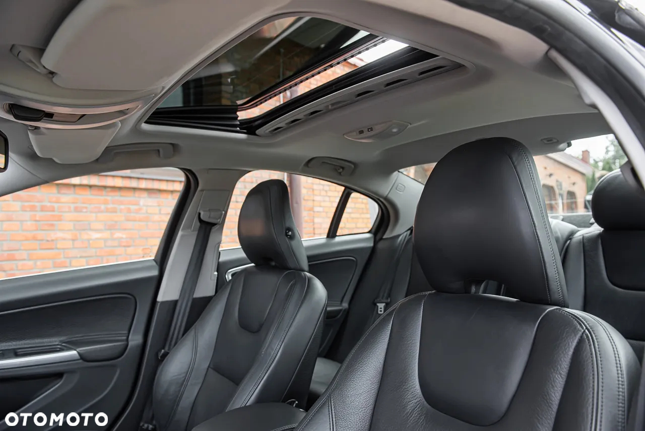 Volvo S60 T6 AWD Geartronic Summum - 20