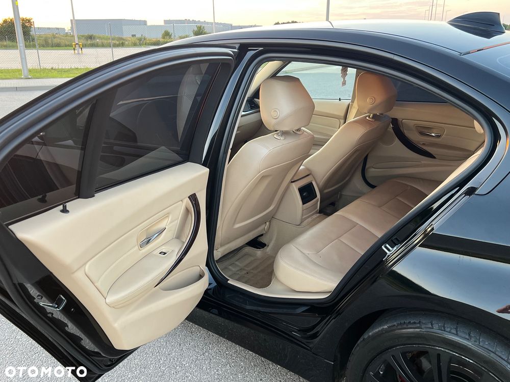 BMW Seria 3 316d Luxury Line - 18