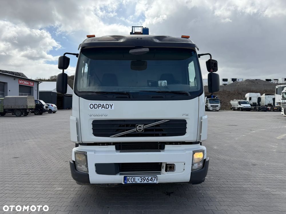Volvo FE 300 Śmieciarka - 5