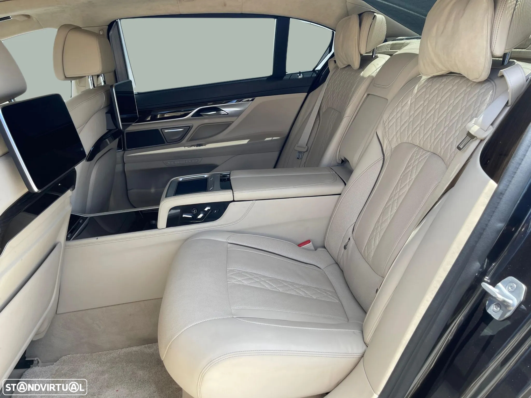 BMW 760 M760 Li xDrive - 15