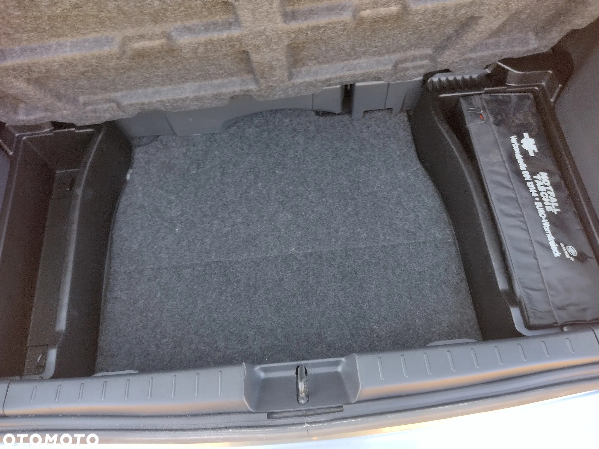 Toyota Yaris - 26