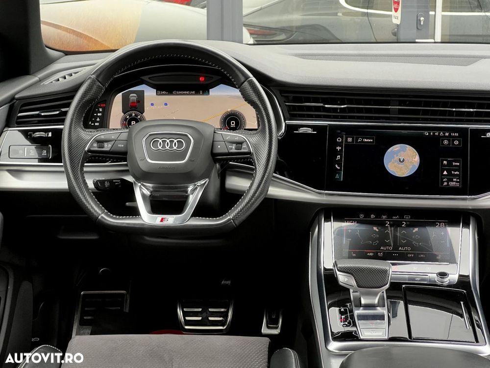 Audi Q8 - 9