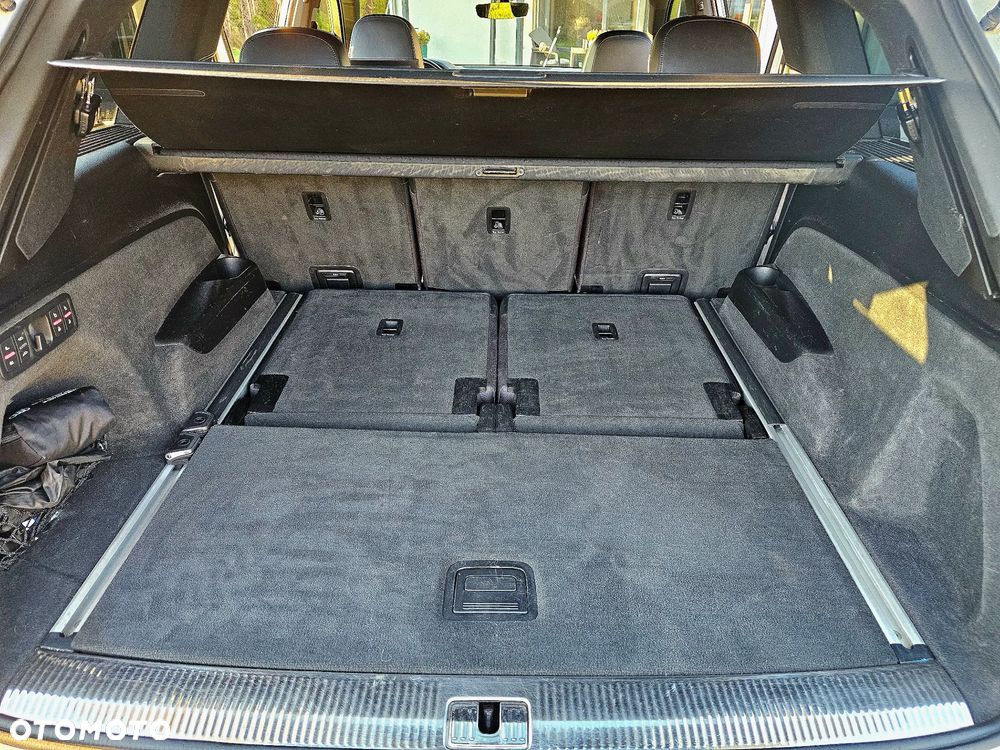 Audi SQ7 - 13