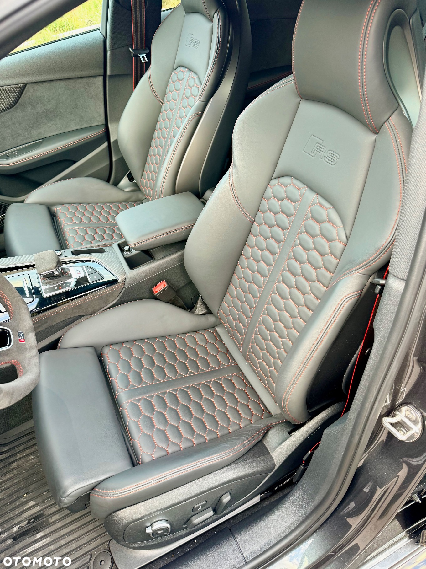 Audi RS4 Limousine - 11