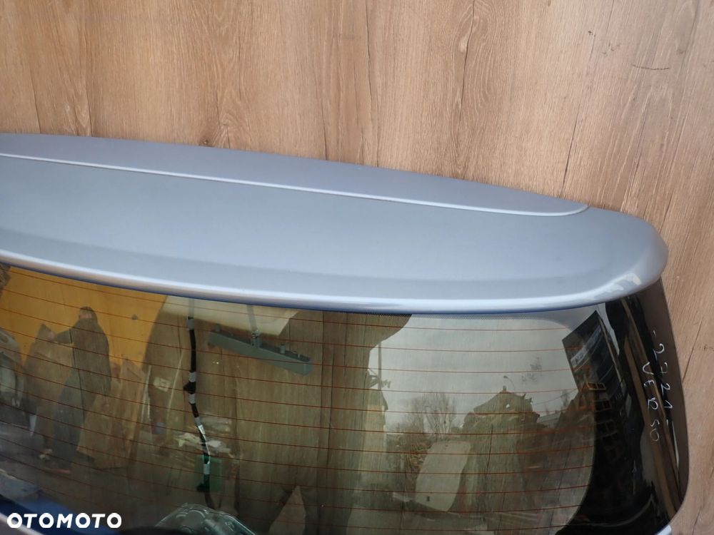 TOYOTA VERSO 09-13 KLAPA BAGAŻNIKA SZYBA TYLNA 8T4 - 4