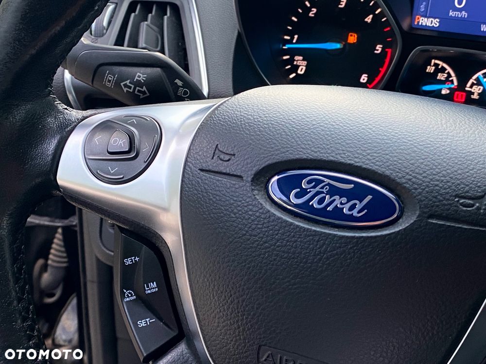 Ford Kuga 2.0 TDCi 4WD Titanium - 28