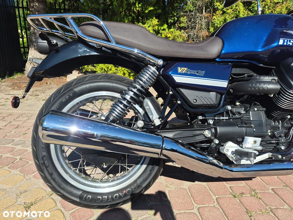 Moto Guzzi V7 - 9