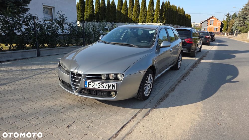 Alfa Romeo 159 1.9 JTDM 16V DPF Q-Tronic Elegante - 1
