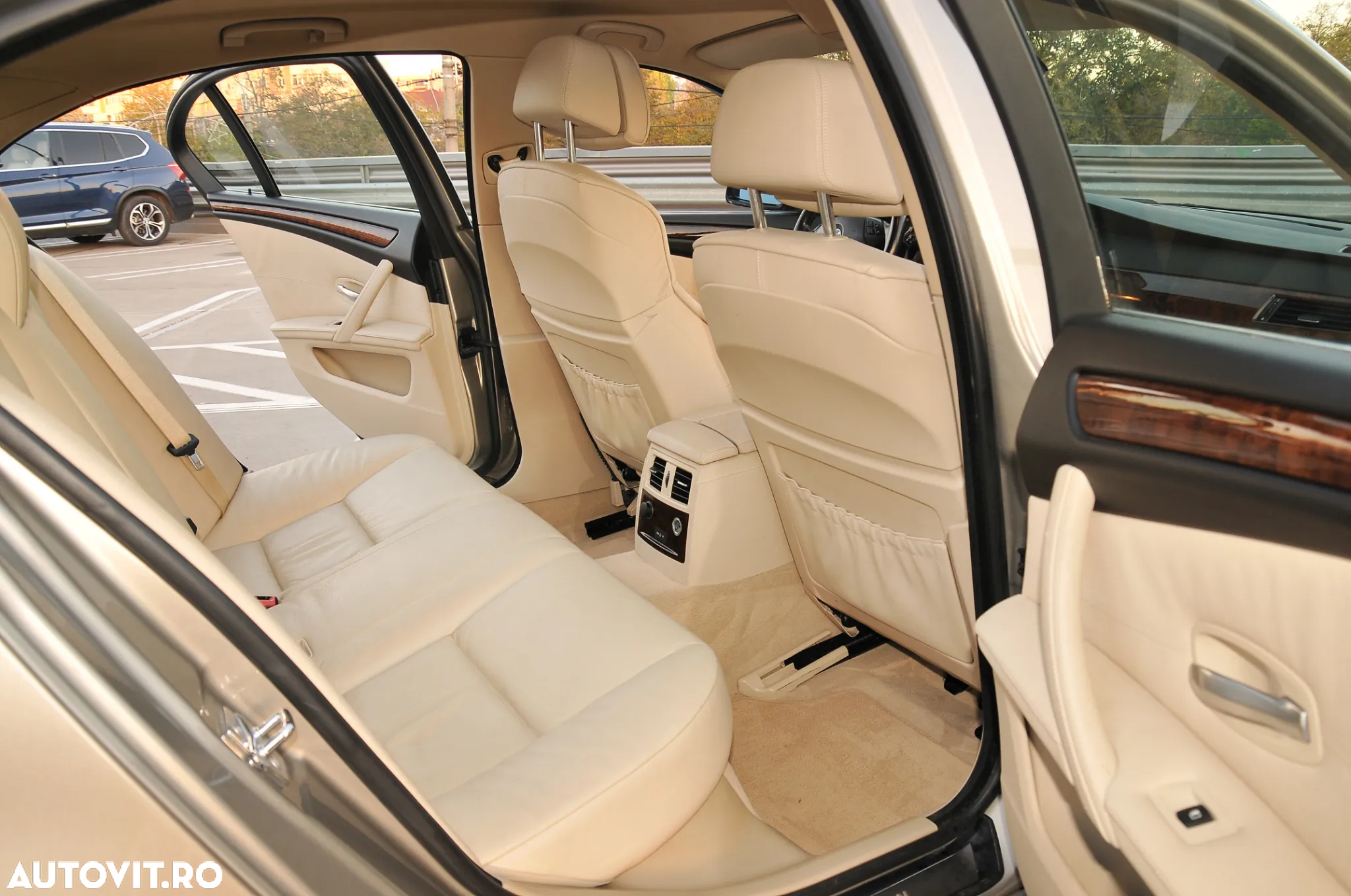 BMW Seria 5 523i Aut. - 13