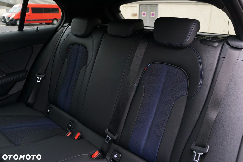 BMW Seria 1 118d M Sport - 22