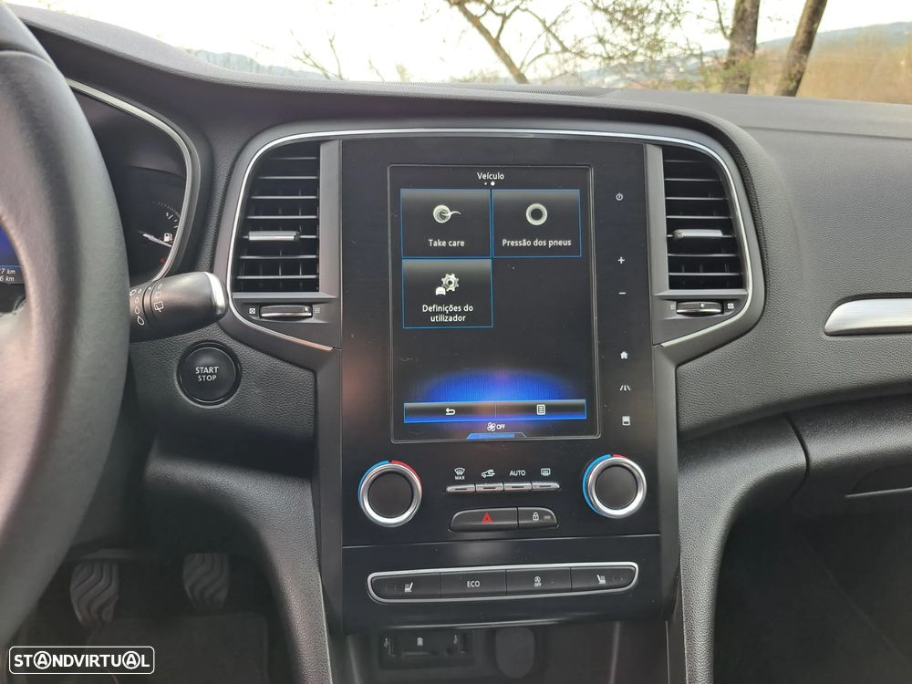 Renault Mégane ENERGY TCe 130 INTENS - 25