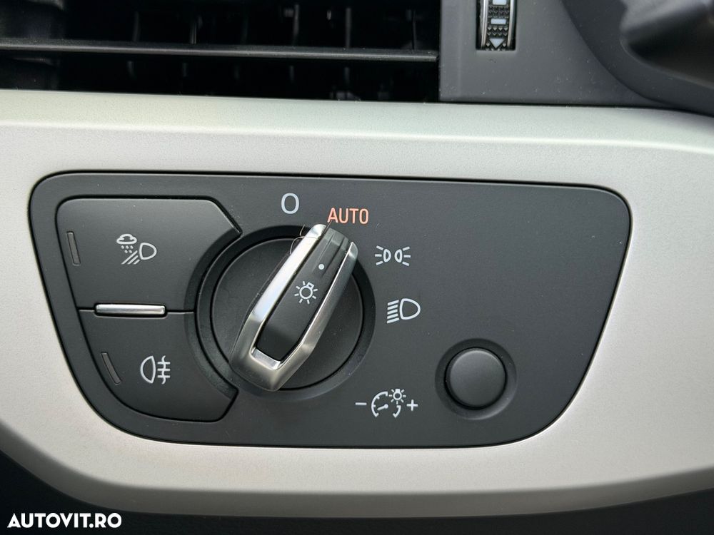 Audi A4 Limuzina 40 TDI quattro S tronic MHEV Advanced - 38