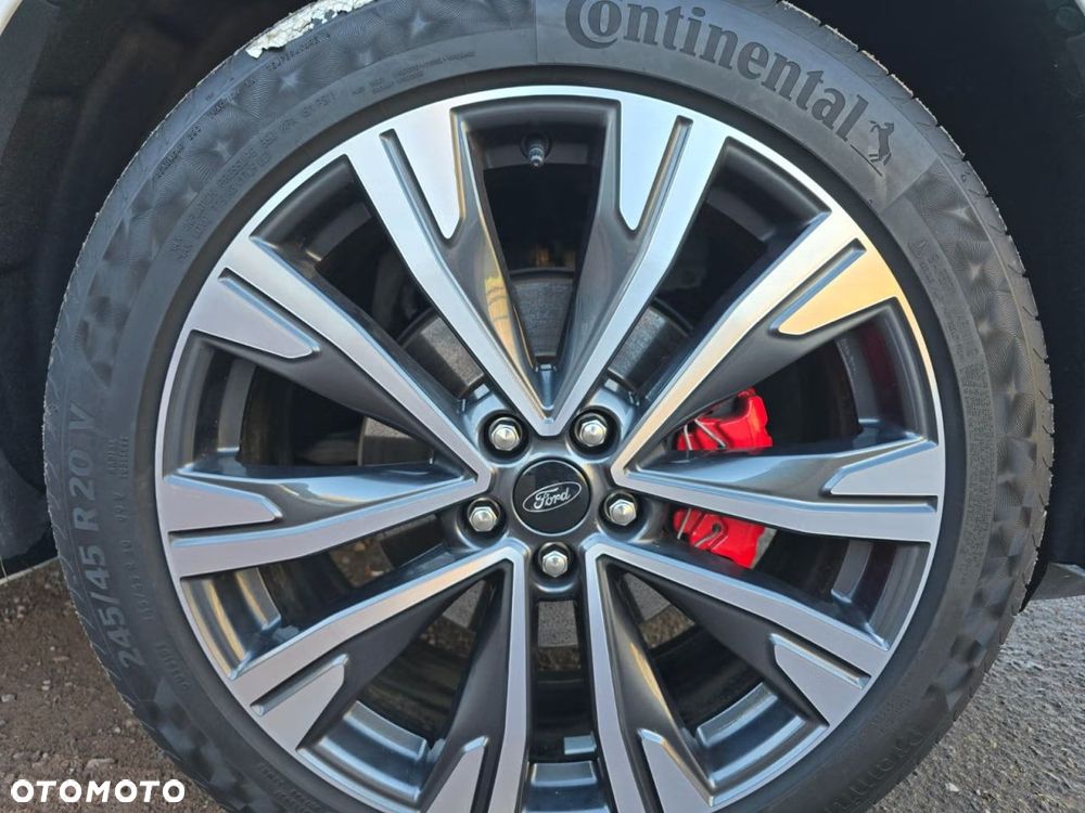 Ford Kuga 2.5 Duratec FHEV 4x4 ST-LINE - 39