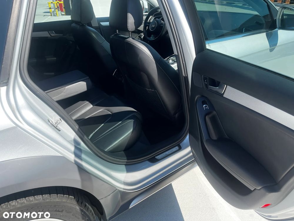 Audi A4 Allroad 2.0 TFSI S tronic - 24