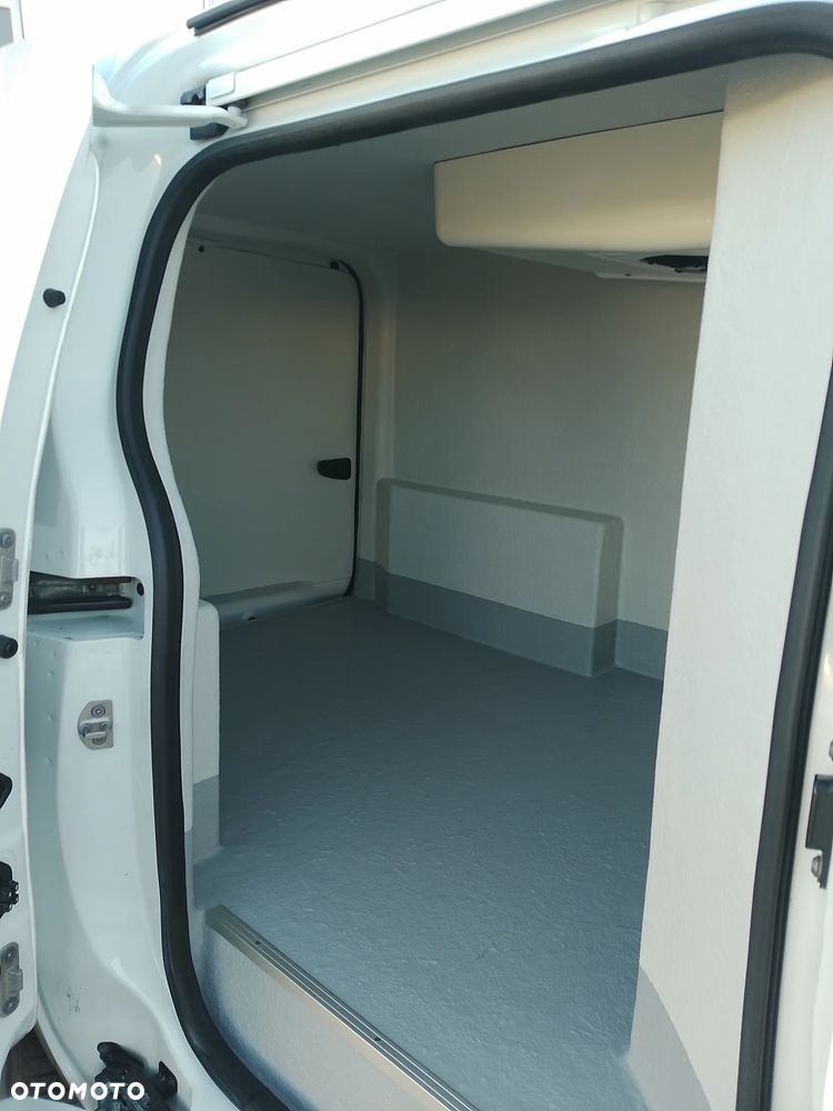 Renault Express Van Dokker L2 Maxi Nowa Izoterma Chłodnia Mroźnia minus 20 stopni Carrier 220V grzejący Salon PL wynajem z wykupem rata 1tys. - 18