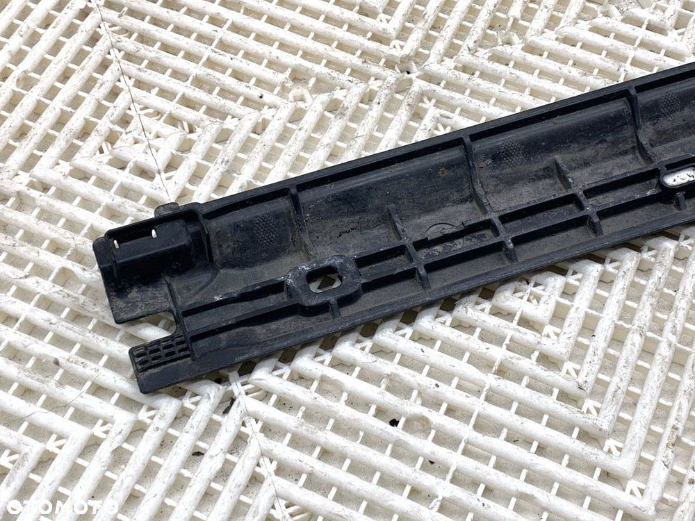 LISTWA NAKŁADKA PROGOWA LEWA  VW ID.3 (E11) 2019 - 2022 Pro 150 kW [204 KM] elektryczny 2021 - 2022 - 3