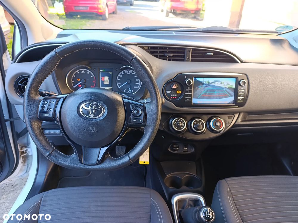 Toyota Yaris - 7
