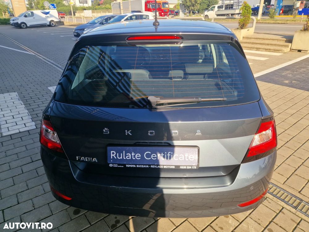Skoda Fabia - 8