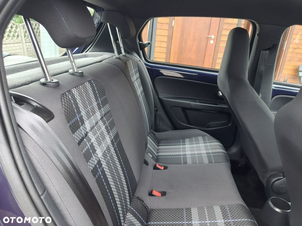 Volkswagen up! - 21