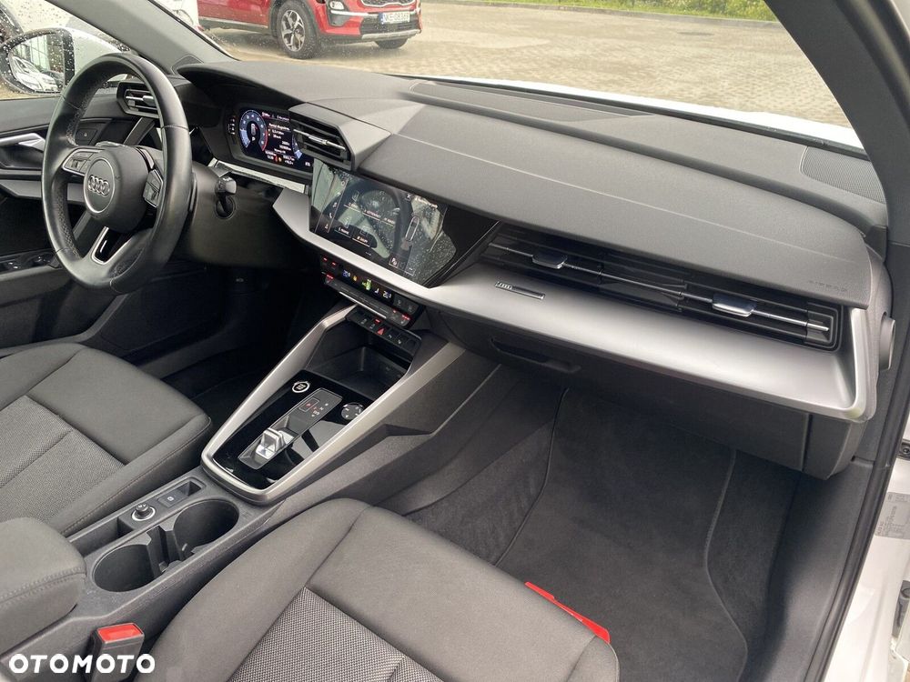 Audi A3 Sportback - 17