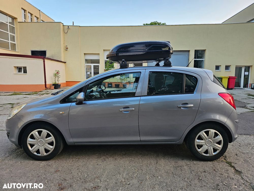 Opel Corsa 1.2i Essentia - 5