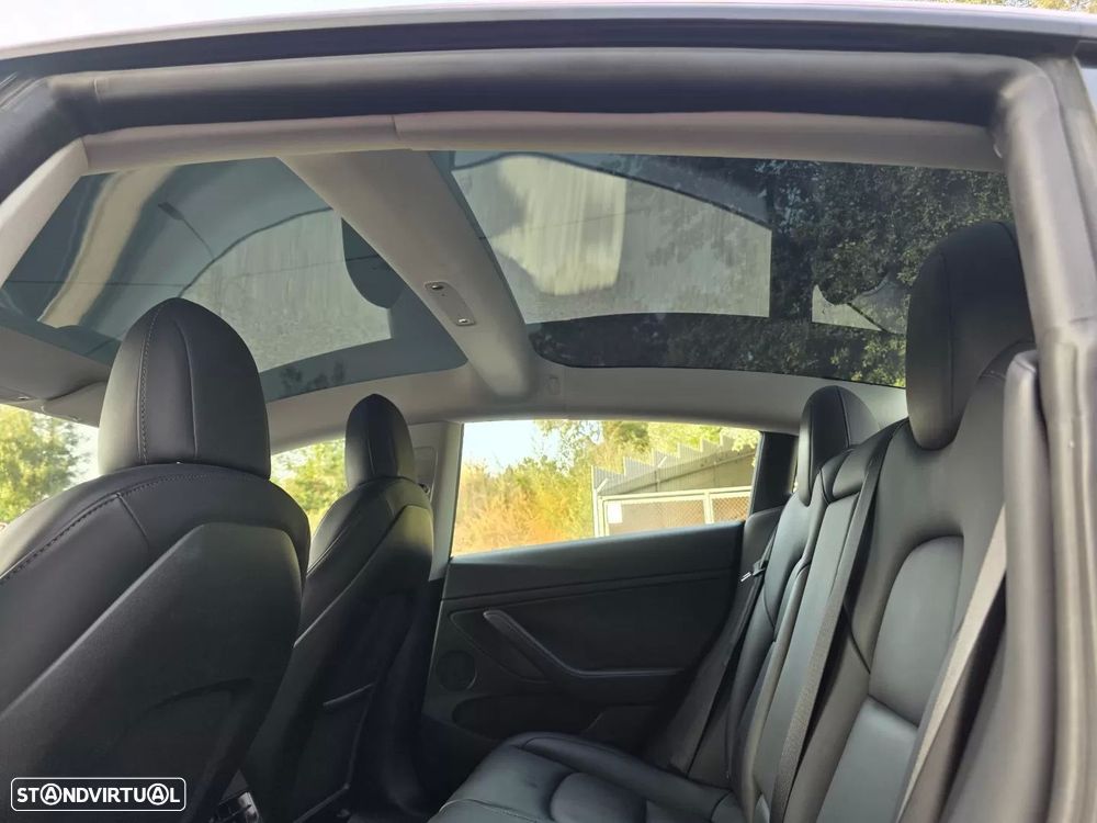 Tesla Model 3 AWD Dual Motor - 30